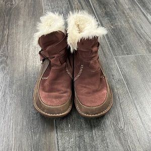 SOREL Women's Tootega Insulated Winter Boots Faux Fur Suede Maroon Sz 10-11